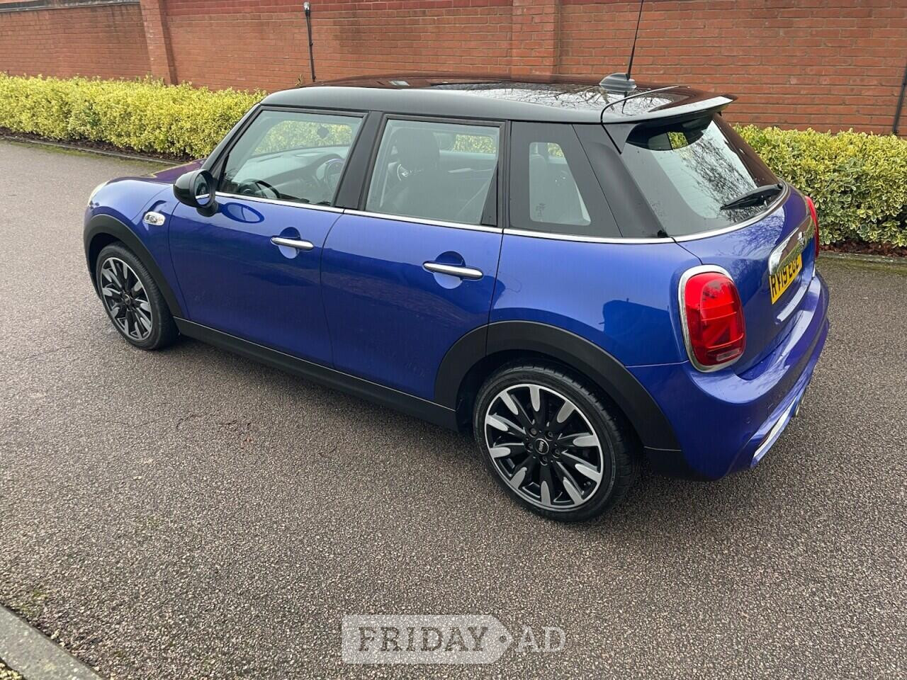 Mini Hatch 2019 - Cars in Leicester