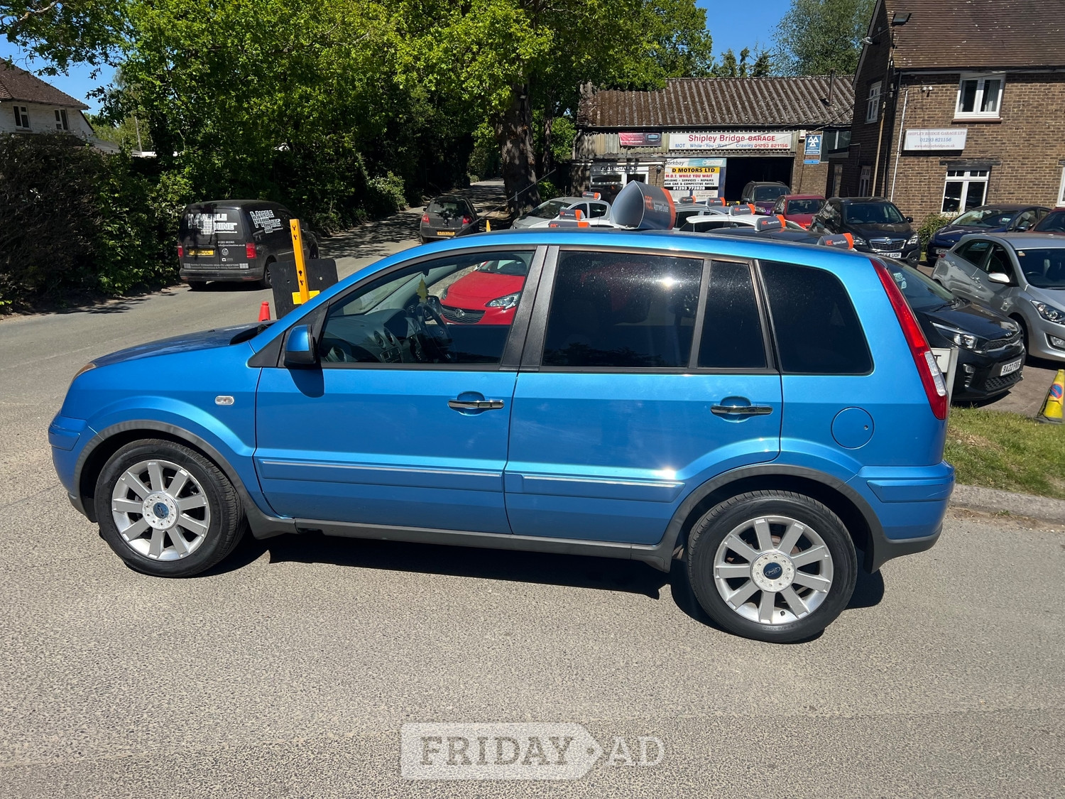 [ berth ]Ford Fusion