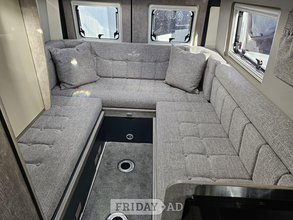 Wildax Europa XL Highbridge