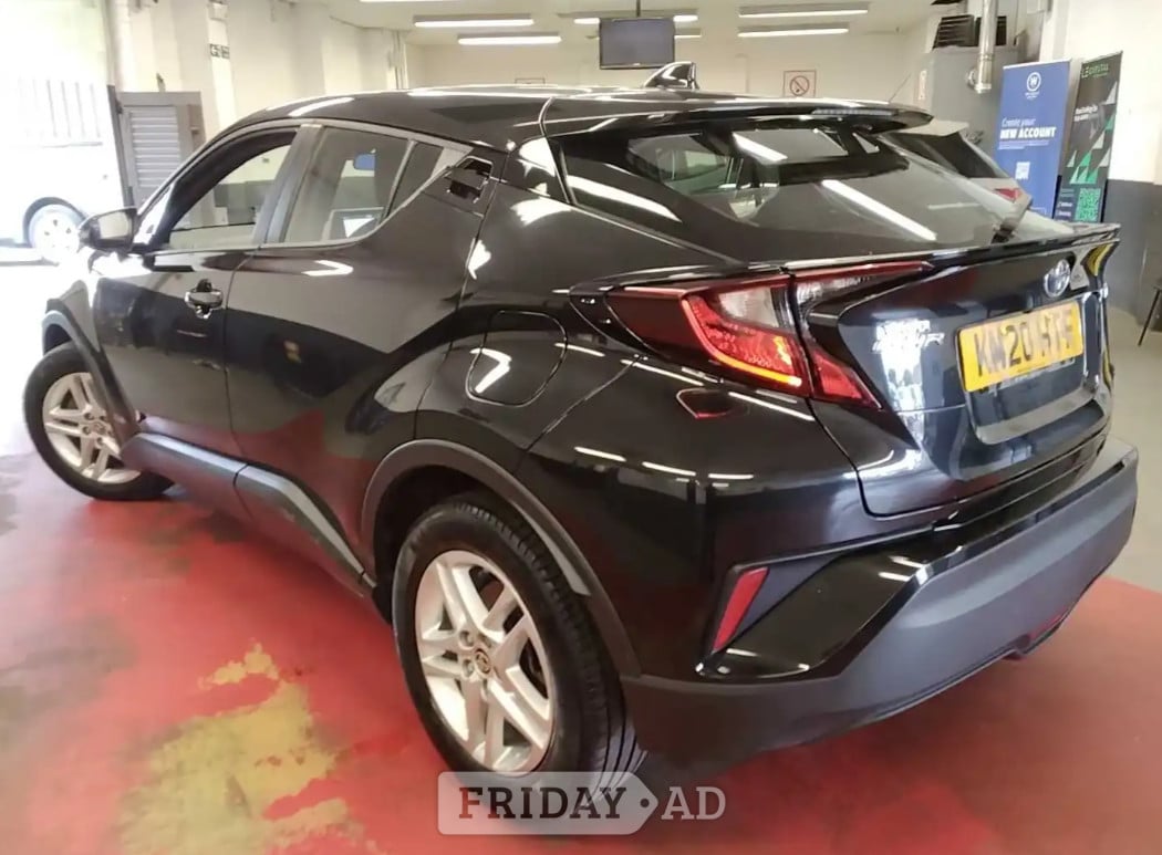 Toyota C-HR 2020 in Harrow