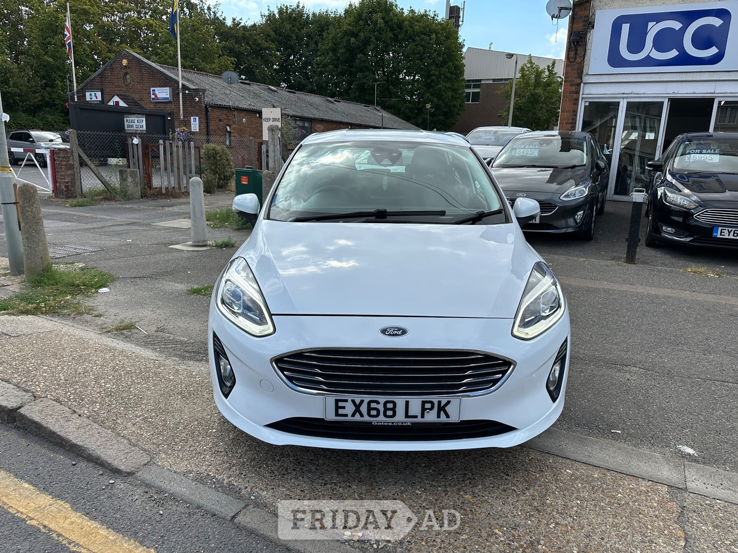 [ berth ]Ford Fiesta