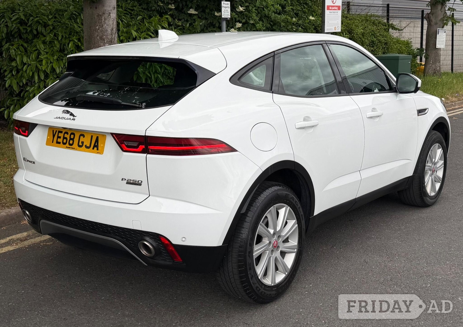Jaguar E-Pace 2018 - Cars
