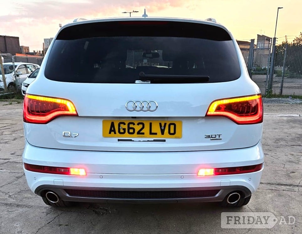 Audi Q7 2012 - Cars