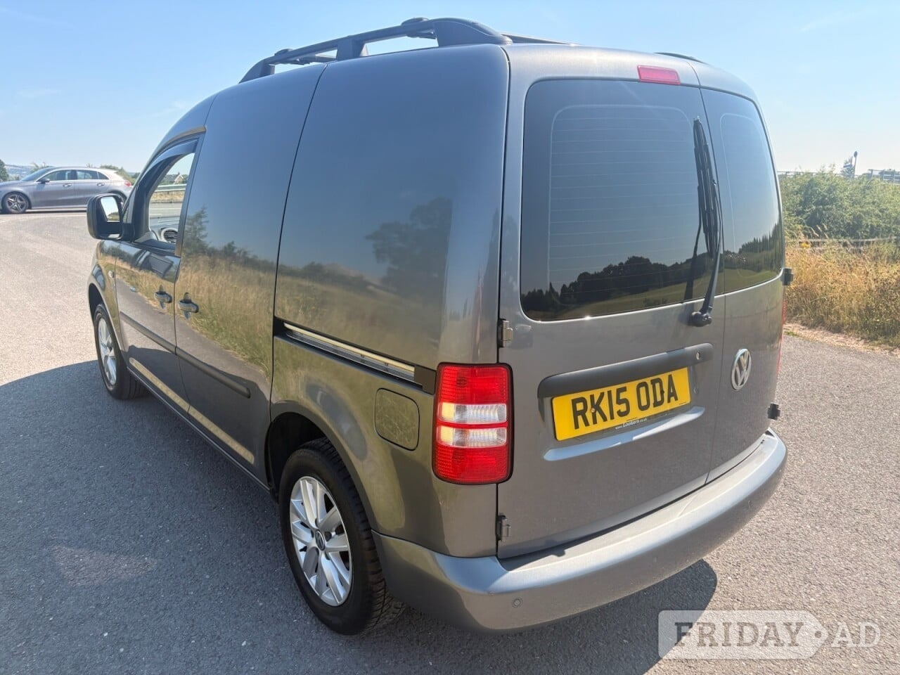Volkswagen Caddy 2015 - Vans & Commercial Vehicles