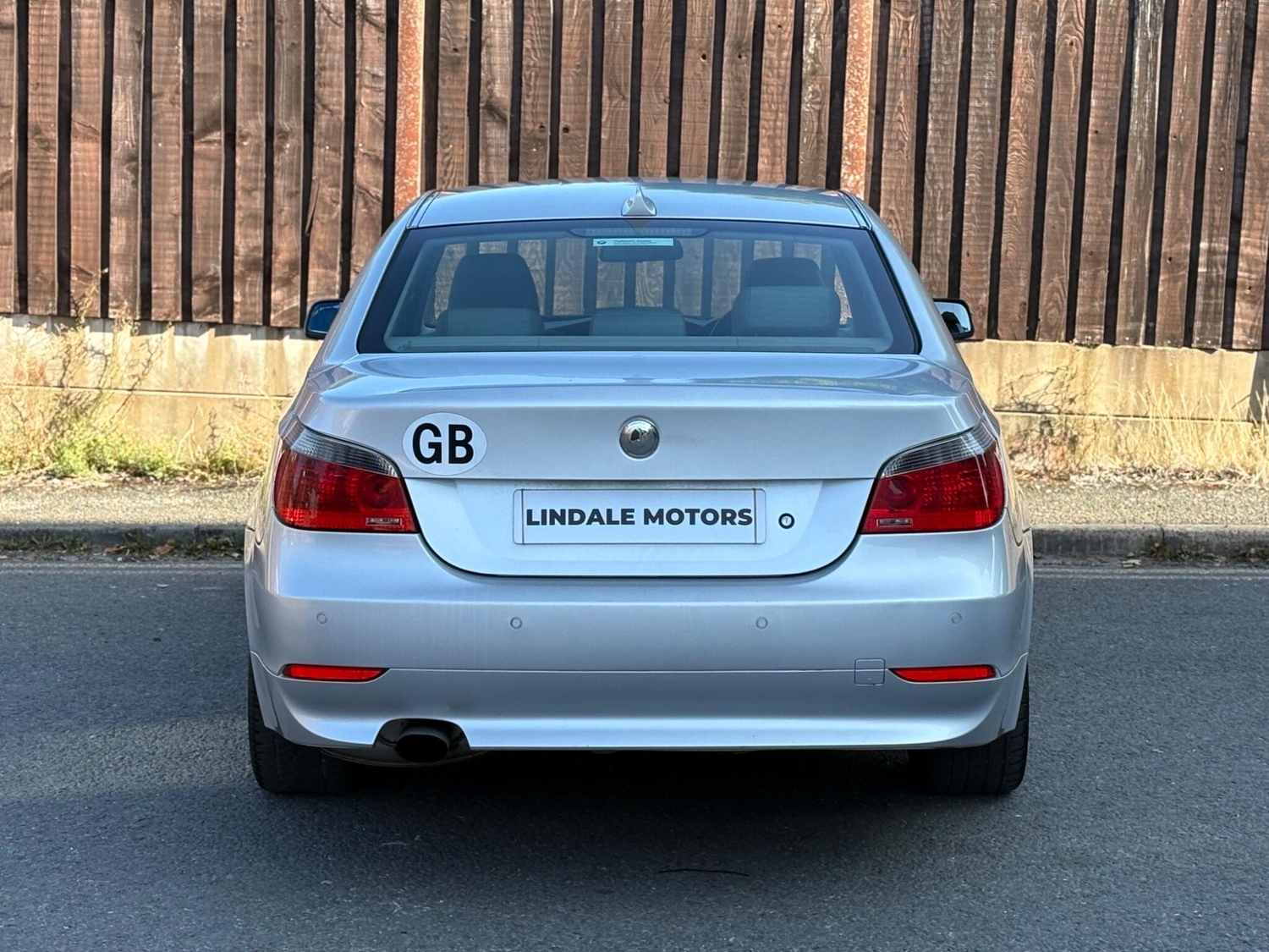 [ berth ]BMW 5 Series
