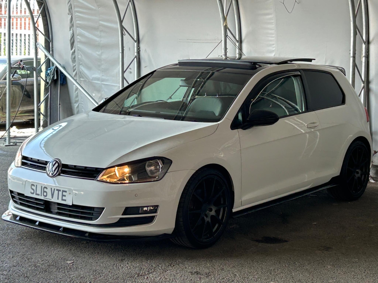 [ berth ]Volkswagen Golf