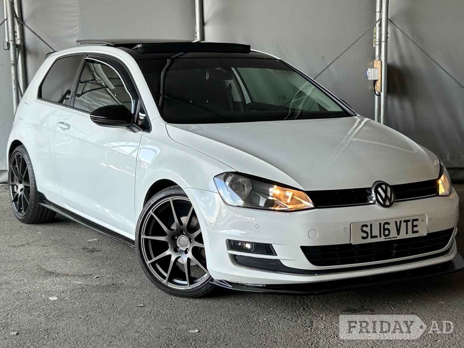Volkswagen Golf 2016 in Manchester