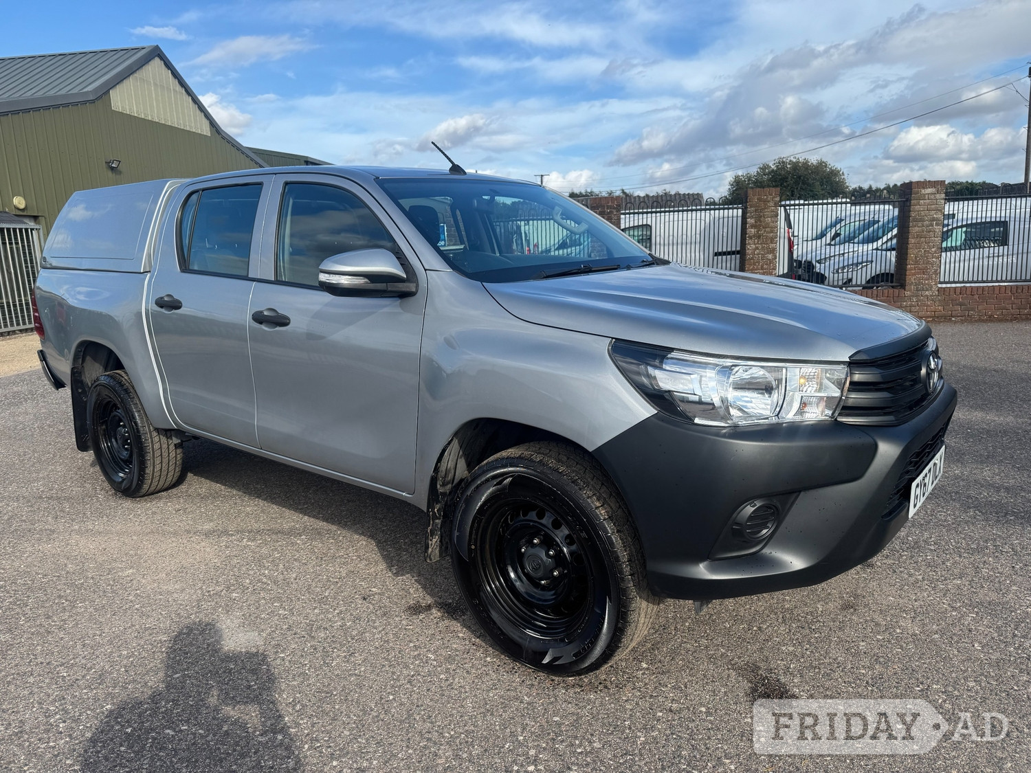 Toyota Hilux 2018 - Vans & Commercial Vehicles in Faversham