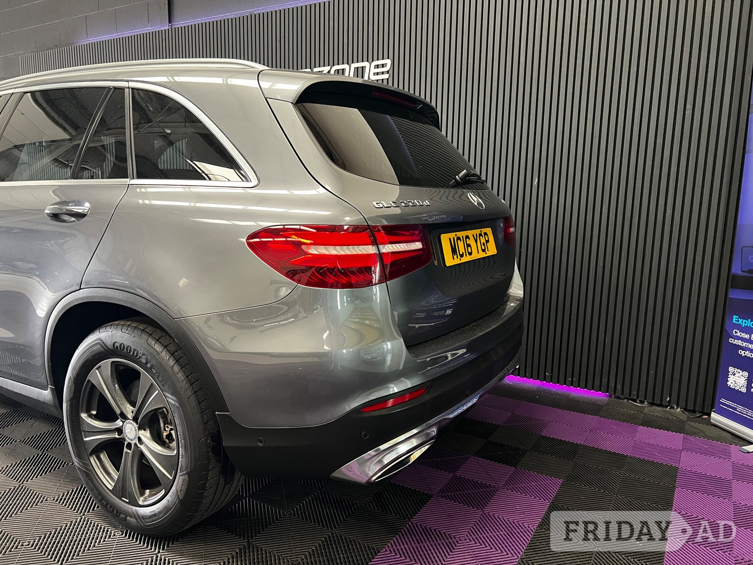 [ berth ]Mercedes-Benz GLC