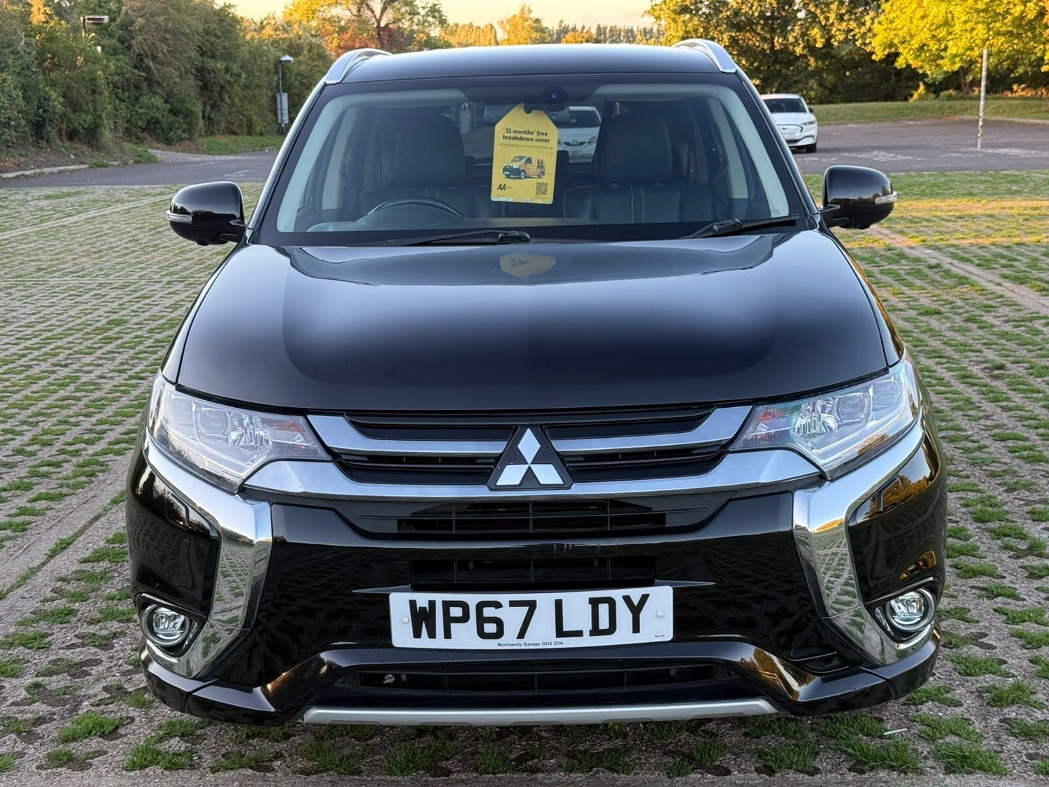 Mitsubishi Outlander Swanley