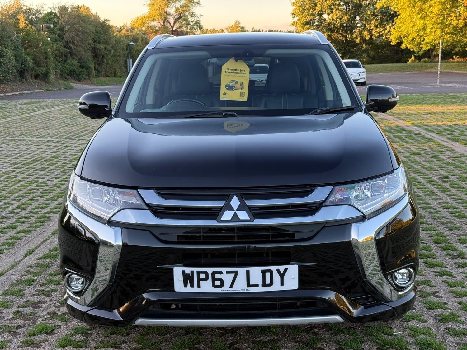 [ berth ]Mitsubishi Outlander