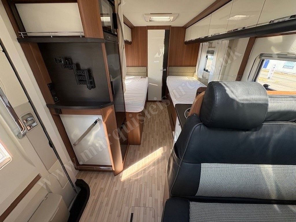 LMC I710 PREMIUM 2021 for sale - Motorhomes & Caravans in Ivybridge