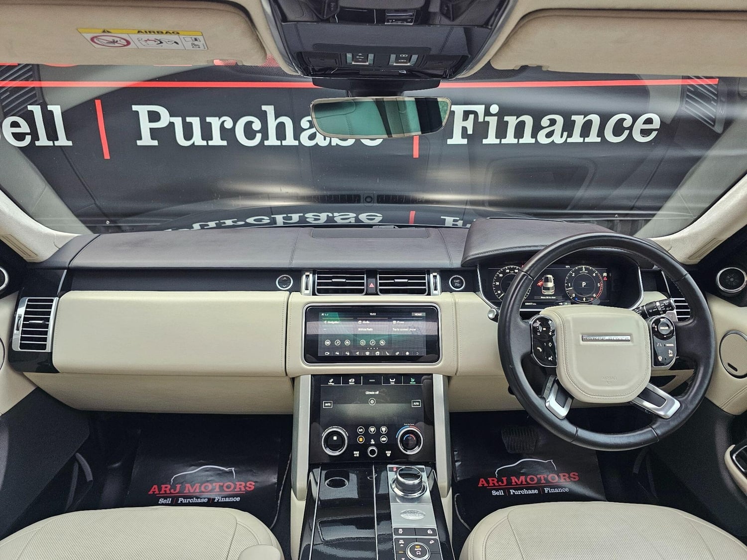 [ berth ]Land Rover Range Rover