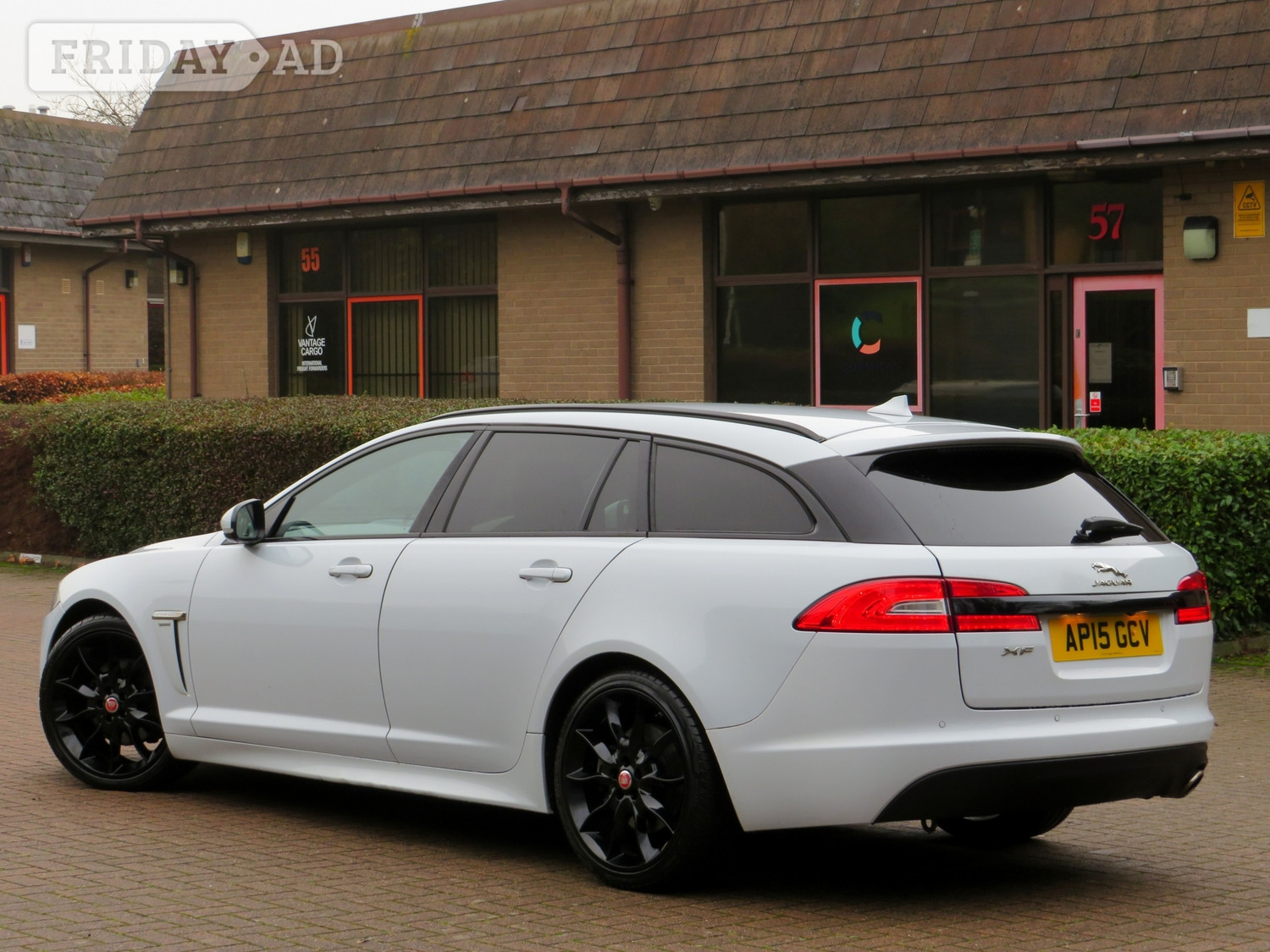 Jaguar XF 2015 - Cars