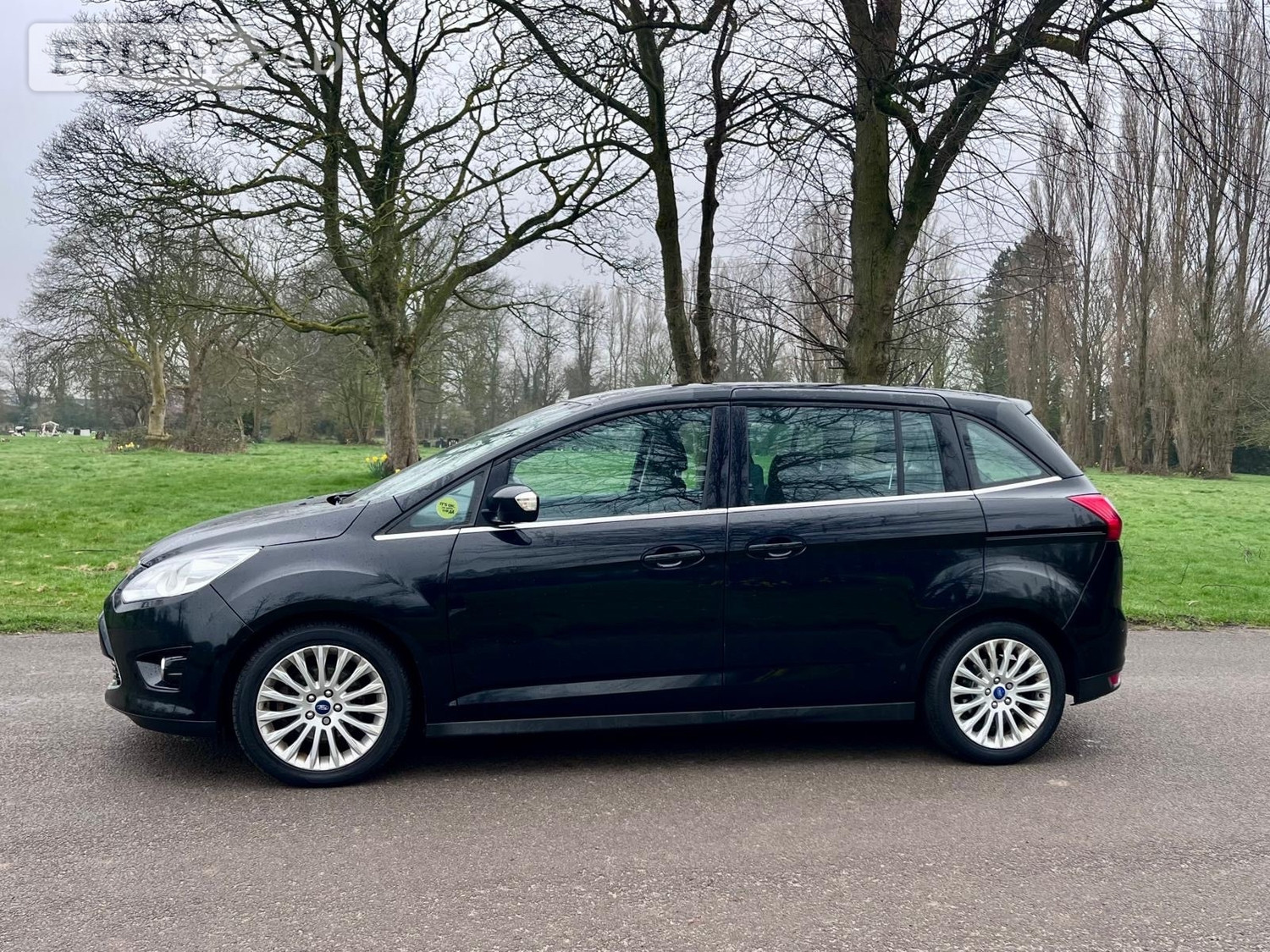 Ford Grand C-MAX 2013 - Cars