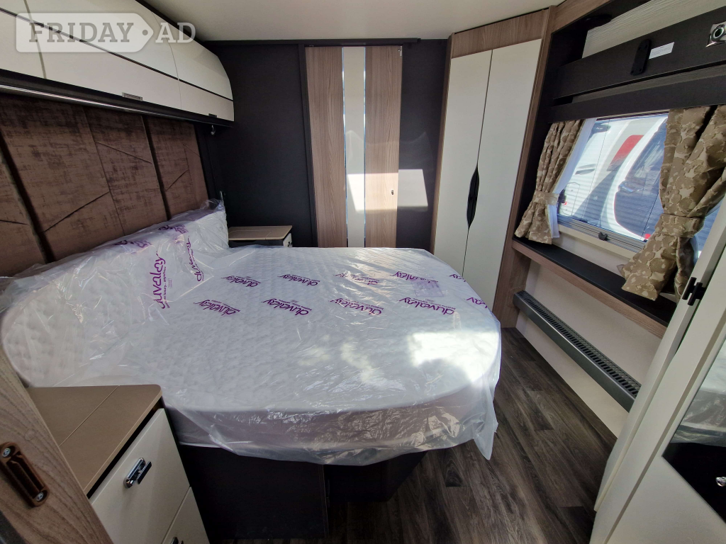 Swift Elegance Grande 845 2026 - Motorhomes & Caravans