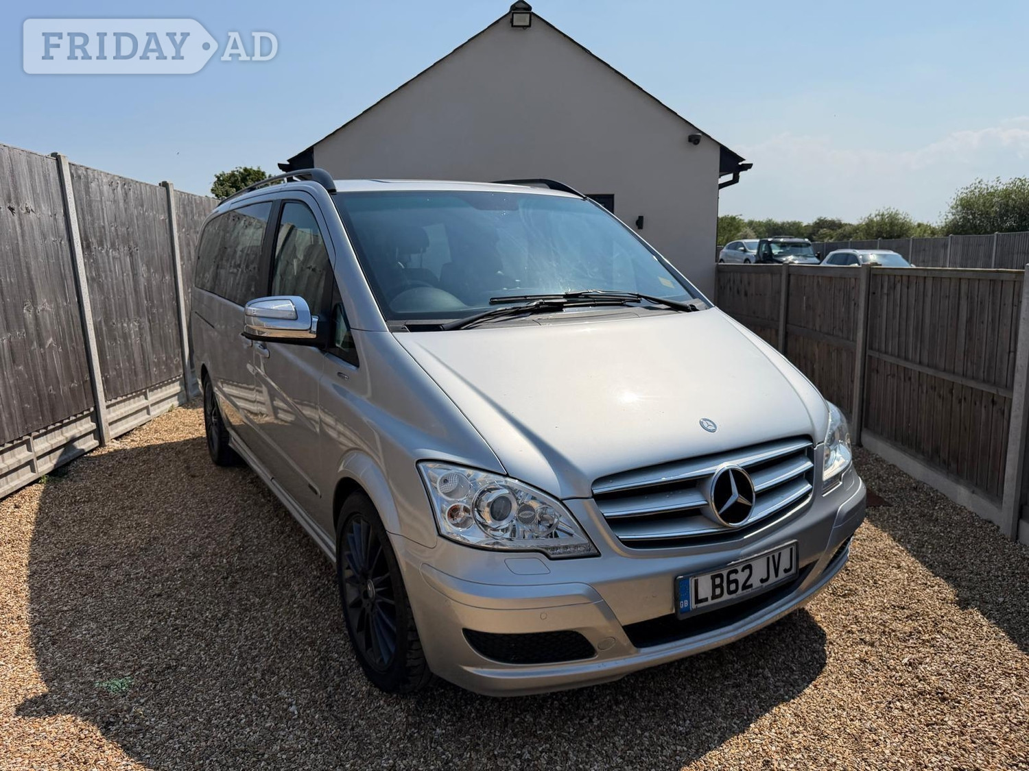 [ berth ]Mercedes-Benz Viano