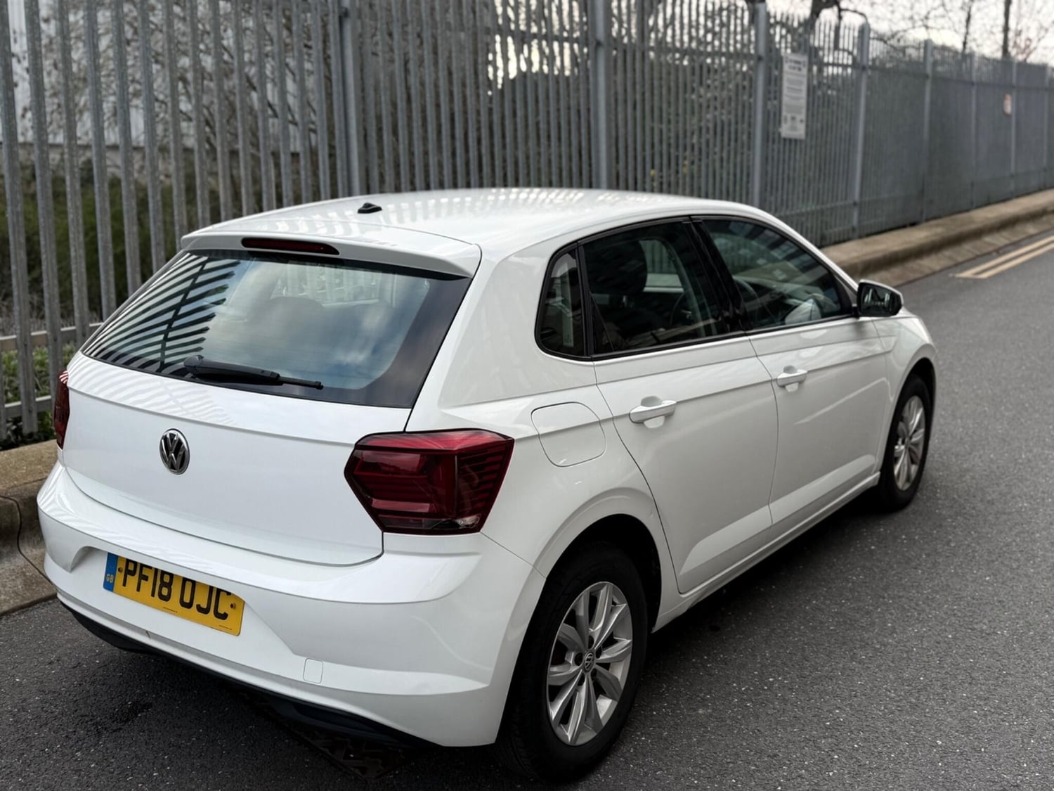 Volkswagen Polo 2018 - Cars in Brent