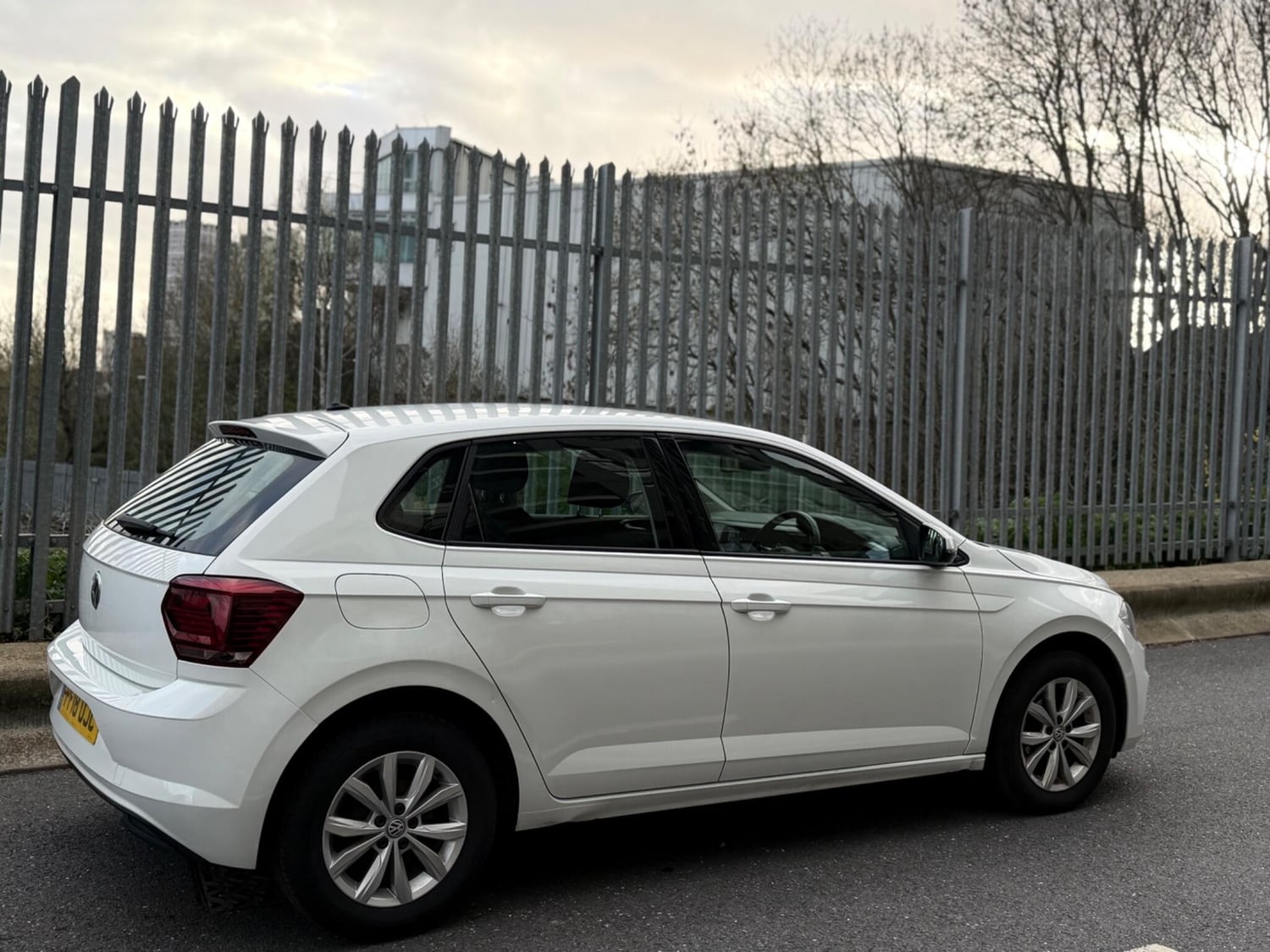 Volkswagen Polo 2018 - Cars