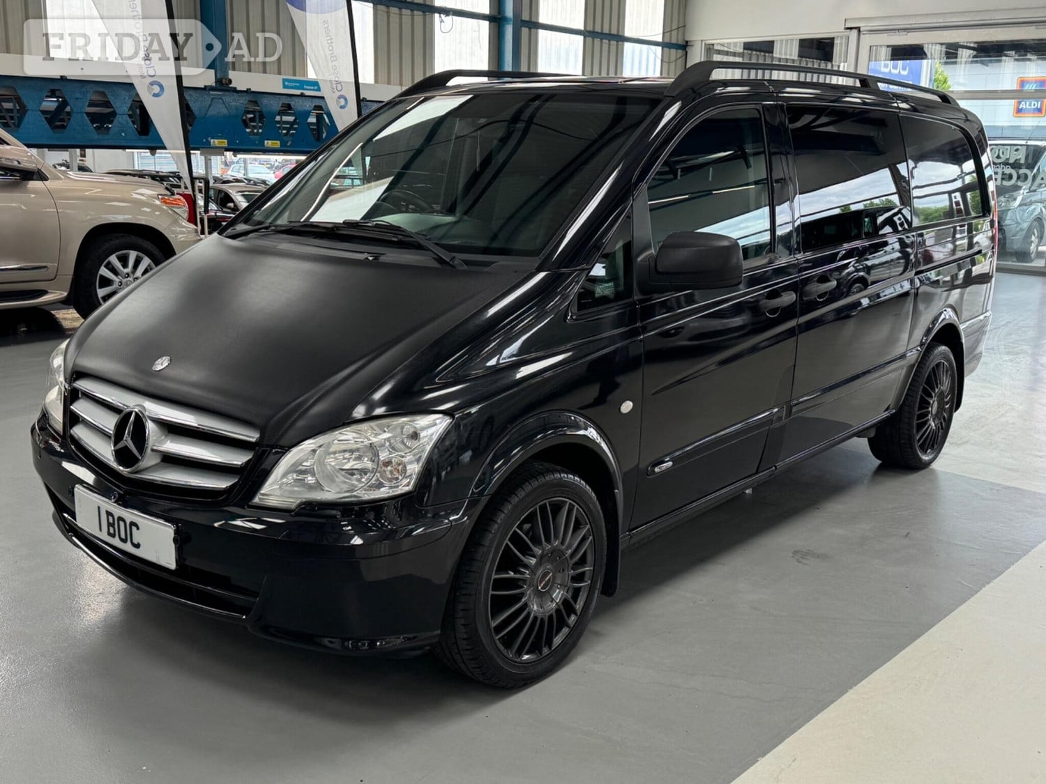 [ berth ]Mercedes-Benz Vito