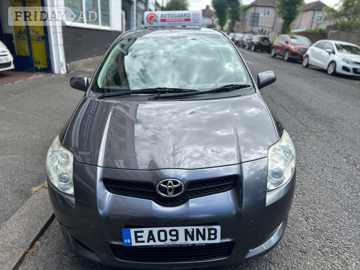 Toyota Auris Sutton