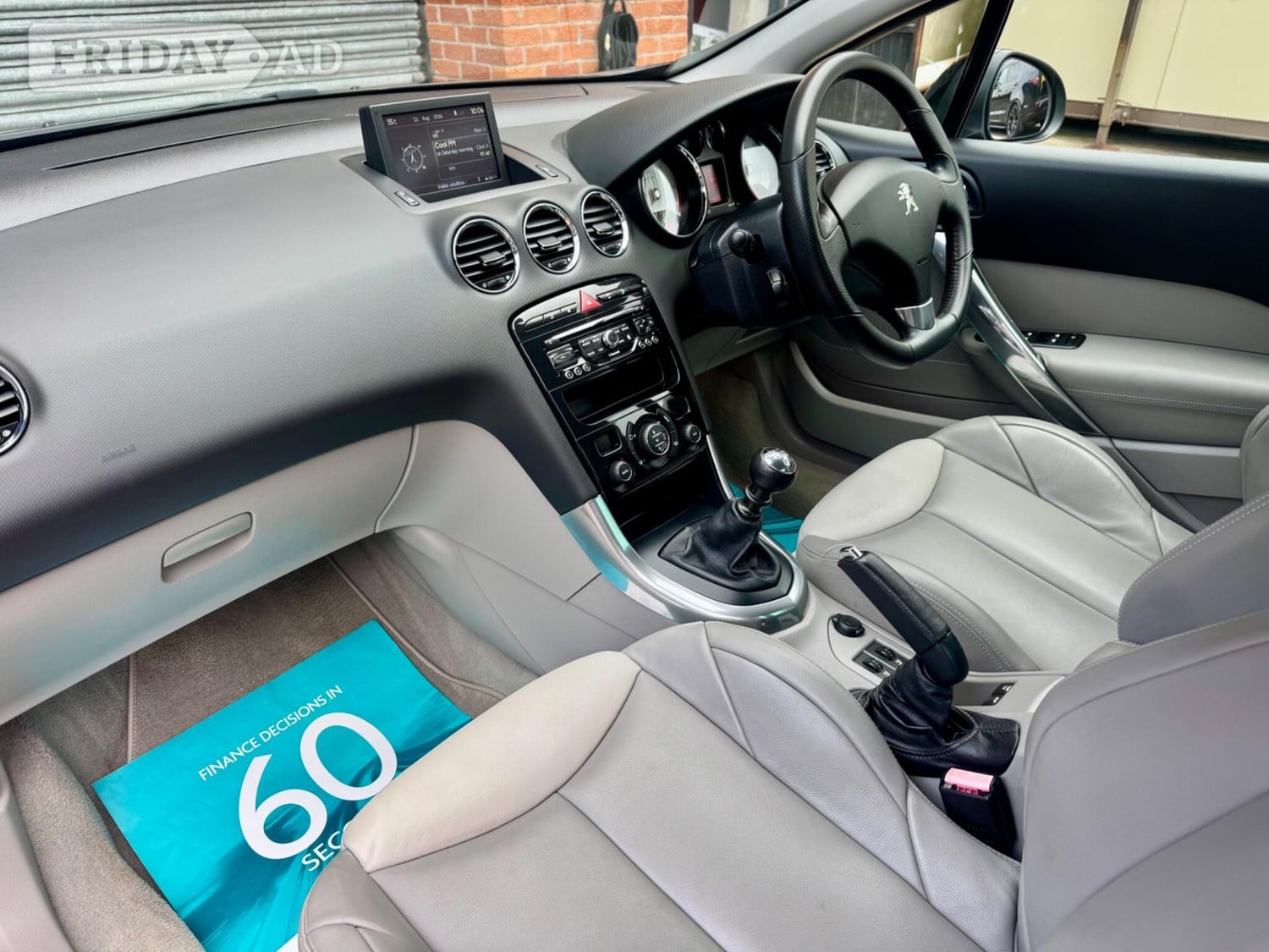 [ berth ]Peugeot 308 CC