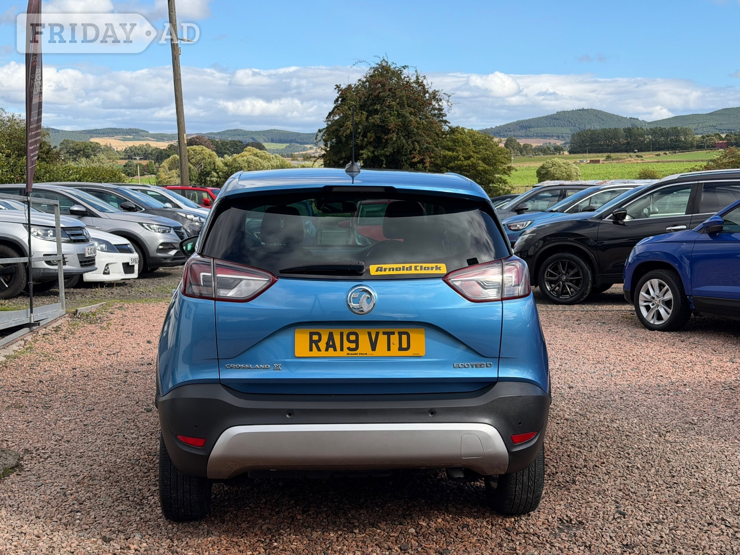 [ berth ]Vauxhall Crossland X