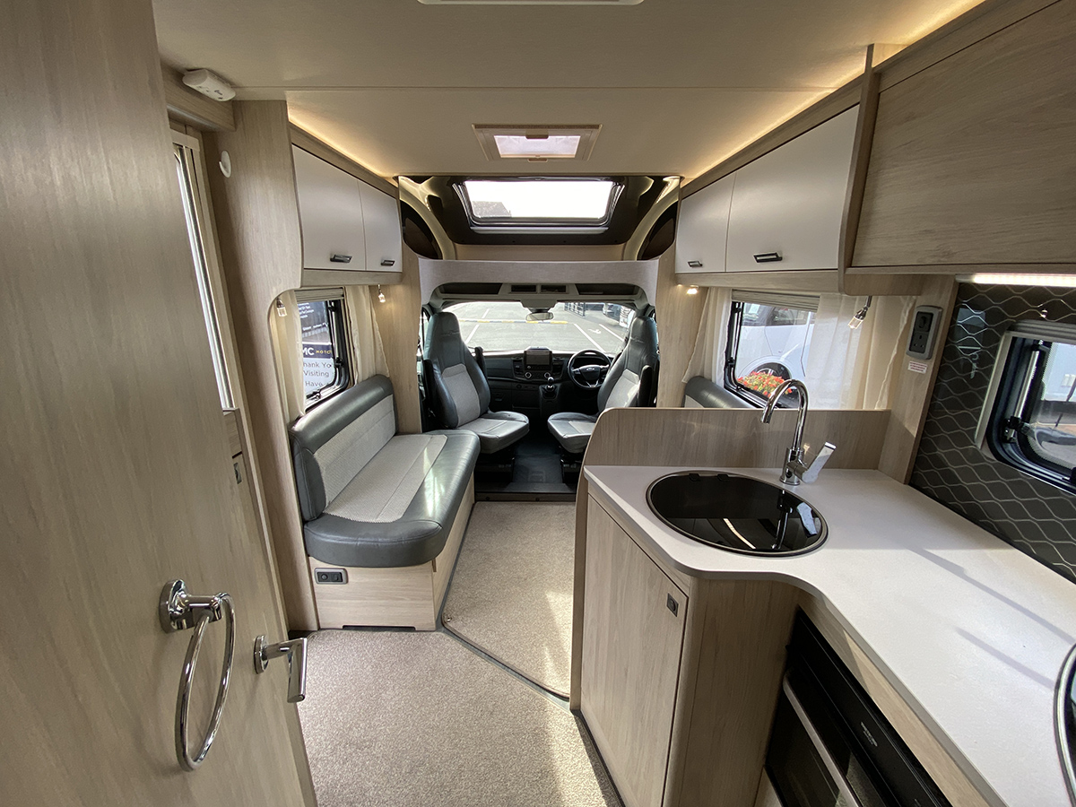 Auto-Trail F-Line F60 Newark