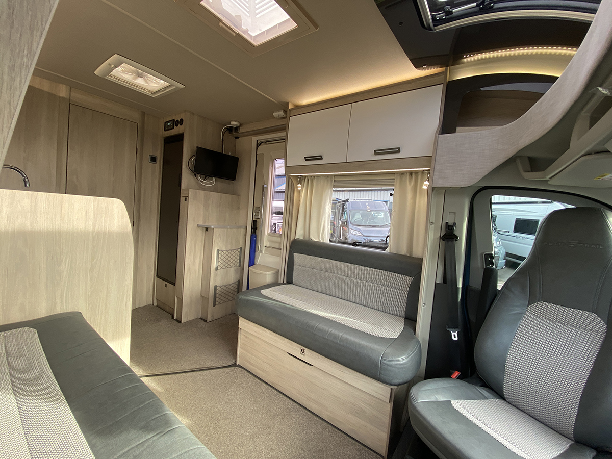 Auto-Trail F-Line F60 2022 for sale - Motorhomes & Caravans