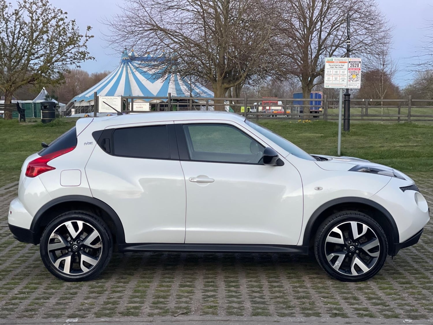 Nissan Juke 2013 - Cars