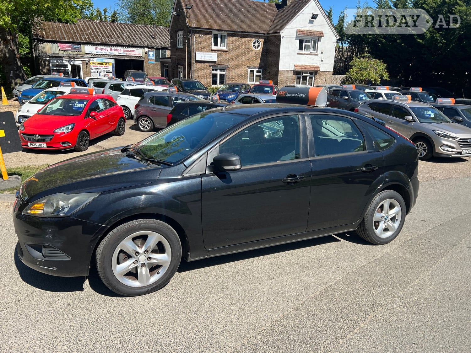 Ford Focus 2011 in Horley