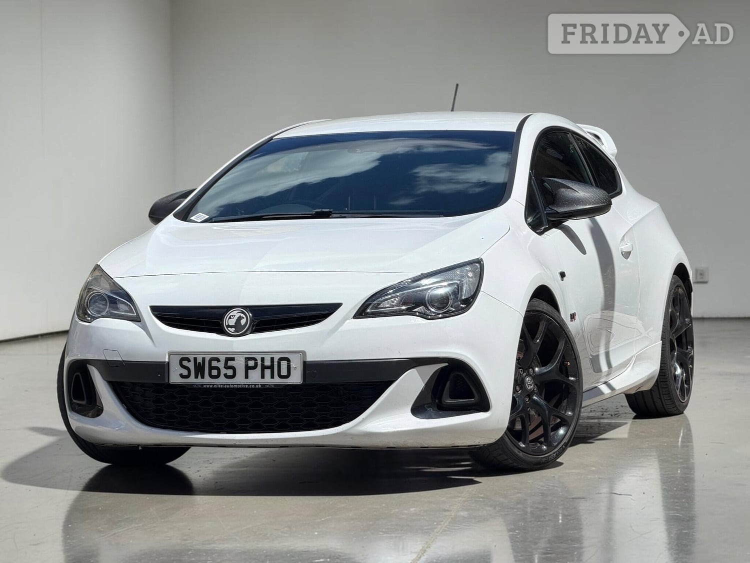 [ berth ]Vauxhall Astra