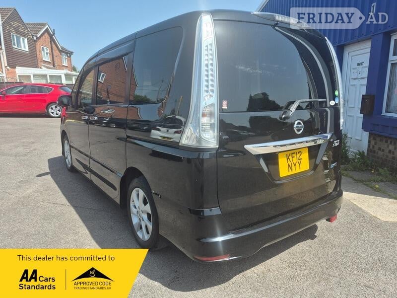 Nissan Elgrand 2012 - Cars in Eastleigh