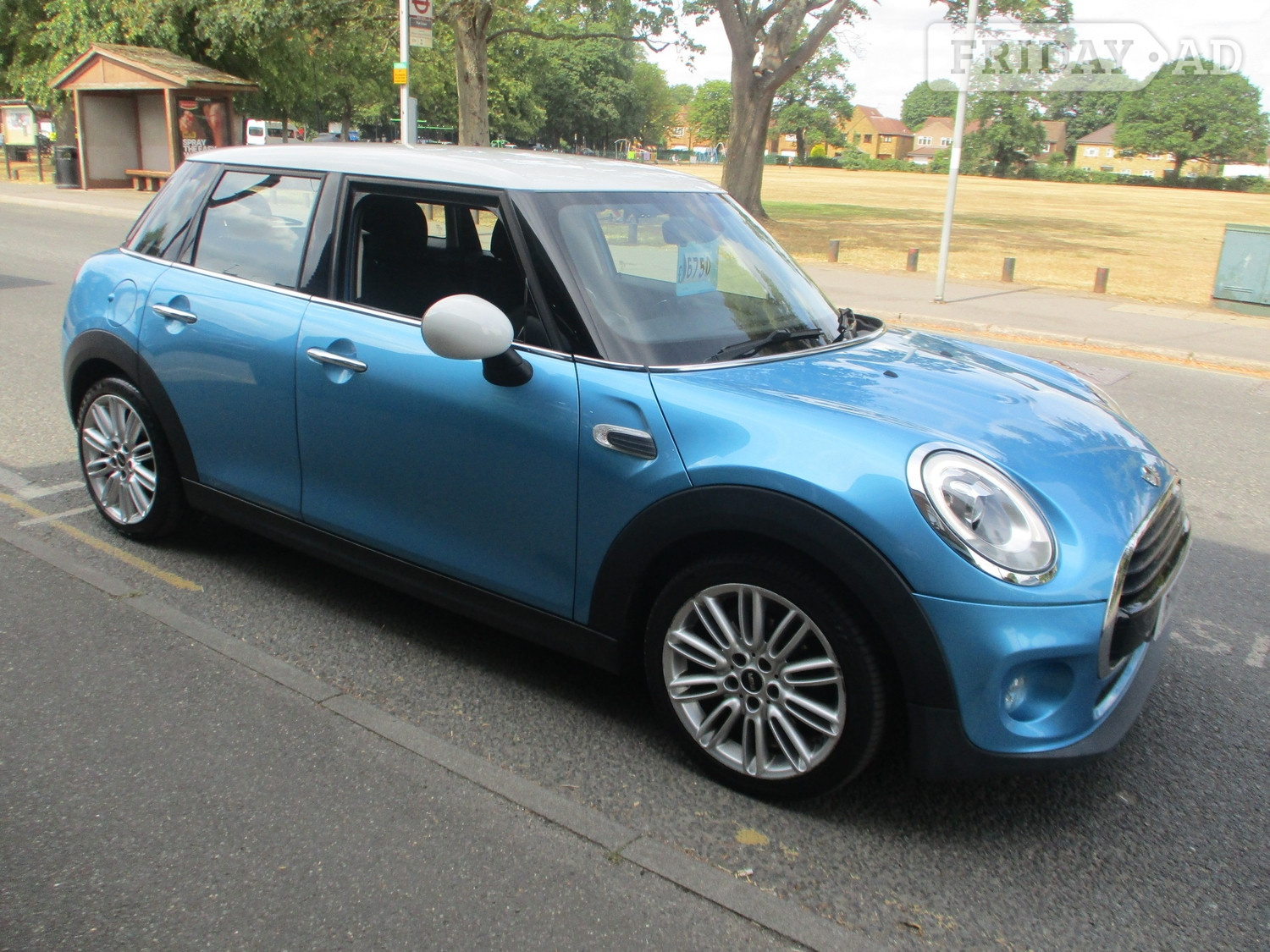 Mini Hatch 2016 in Uxbridge