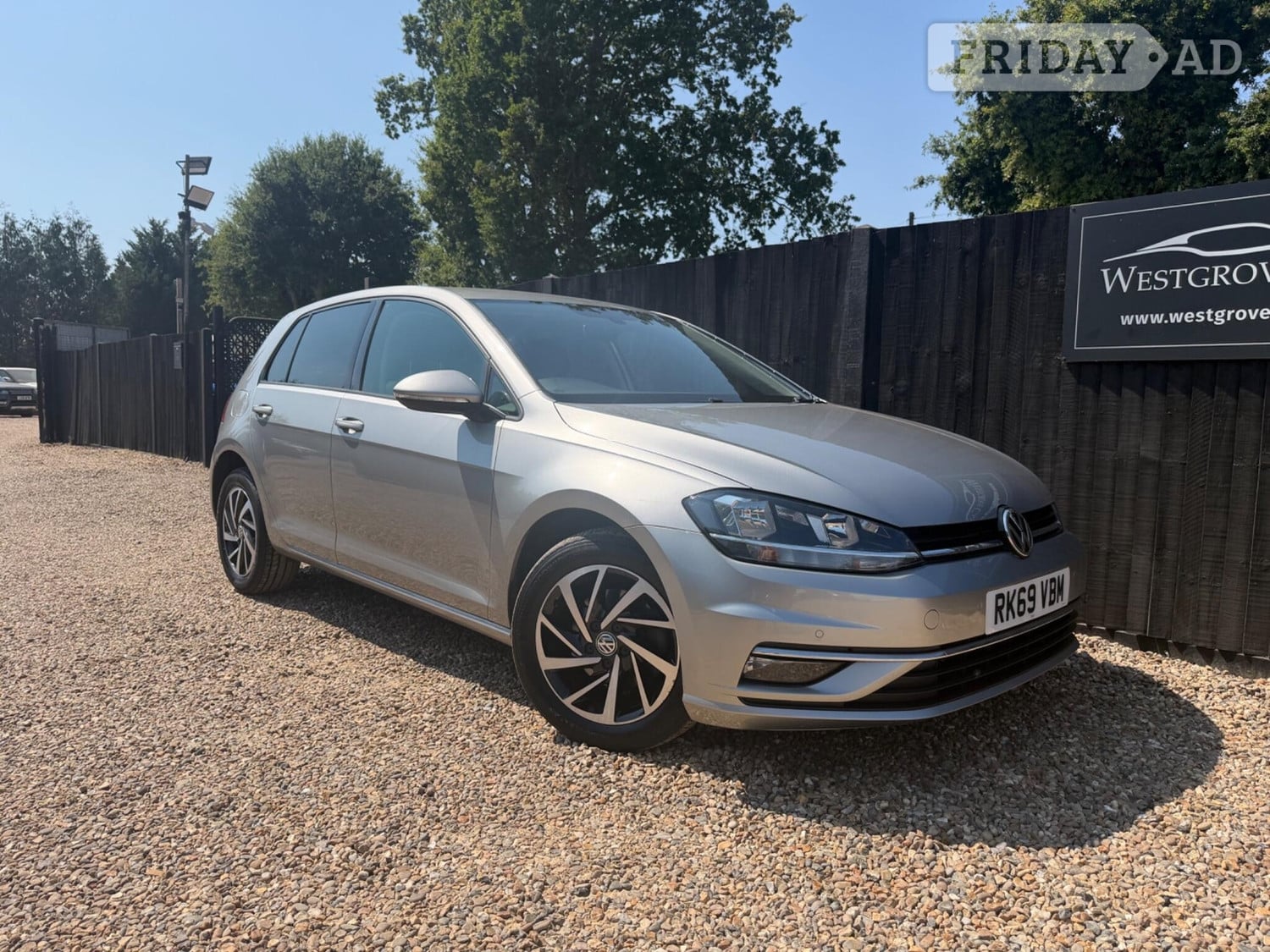 Volkswagen Golf 2019 in Addlestone