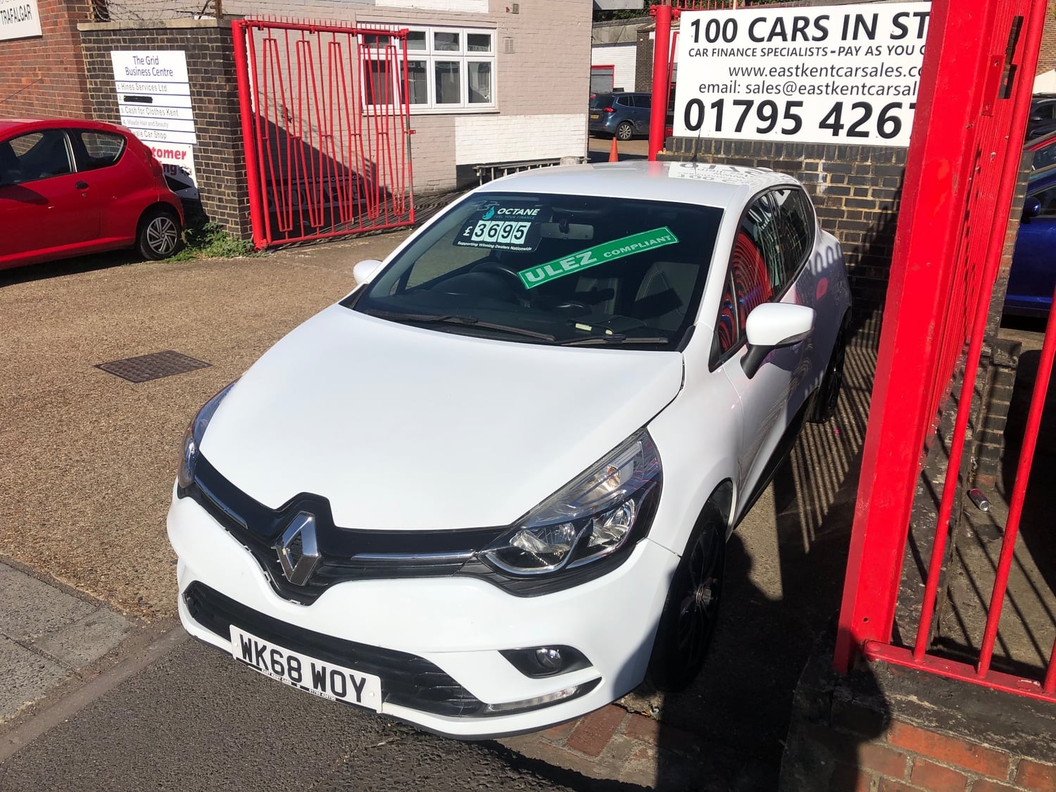 [ berth ]Renault Clio