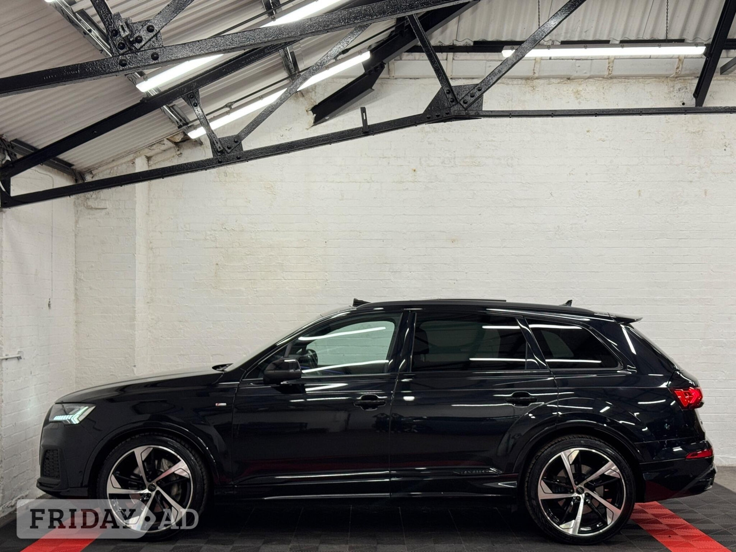 Audi Q7 2021 - Cars