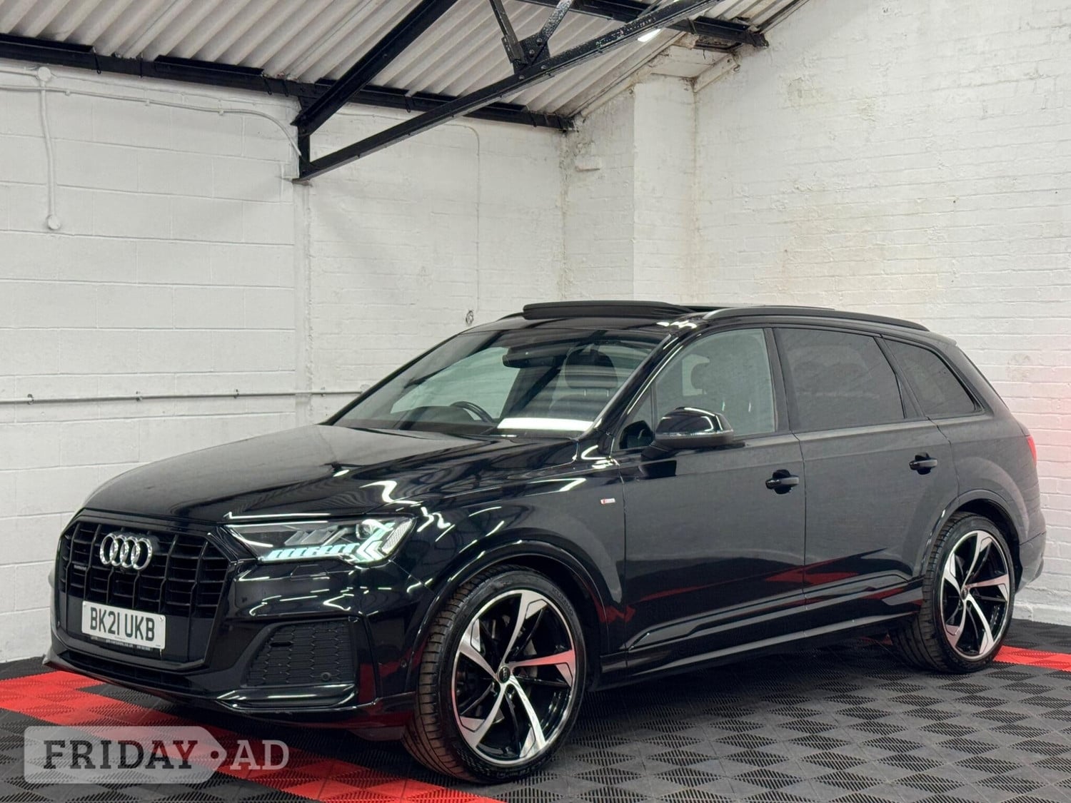 [ berth ]Audi Q7