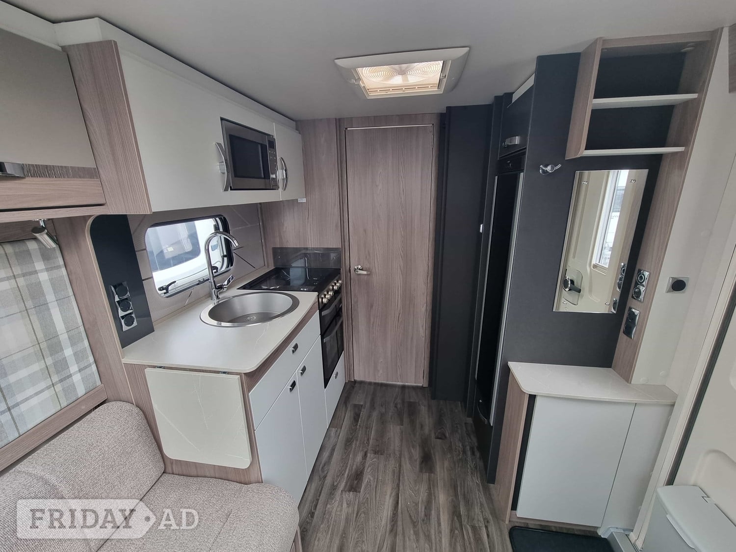 [4 berth ]Swift Challenger SE 650
