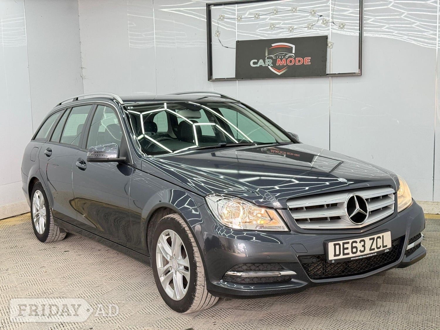 Mercedes-Benz C Class 2013 in Hillingdon