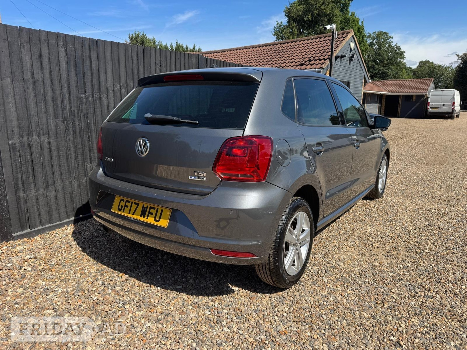 Volkswagen Polo 2017 - Cars in Addlestone