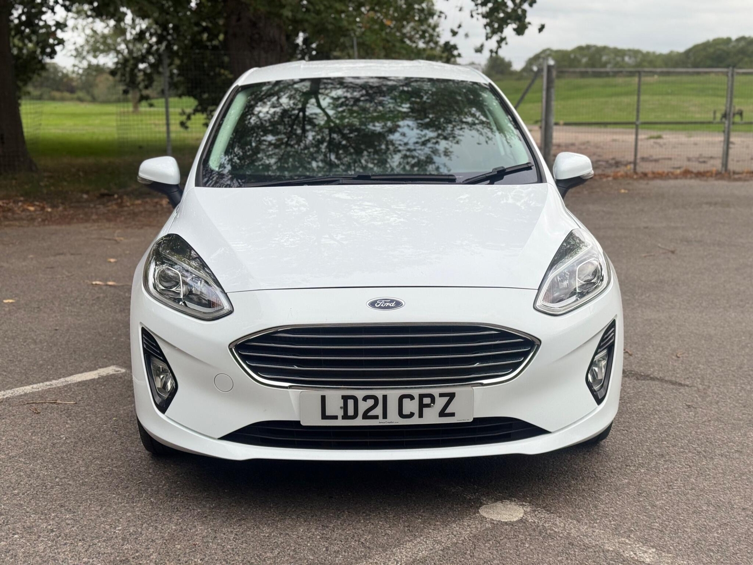 [ berth ]Ford Fiesta