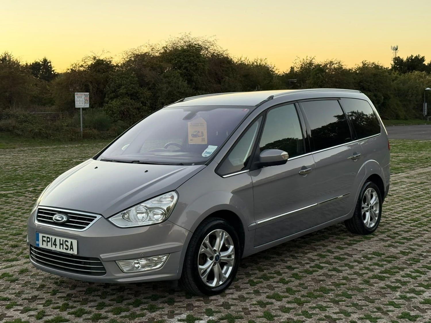 Ford Galaxy 2014 - Cars in Swanley