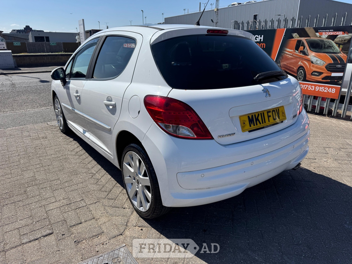 [ berth ]Peugeot 207