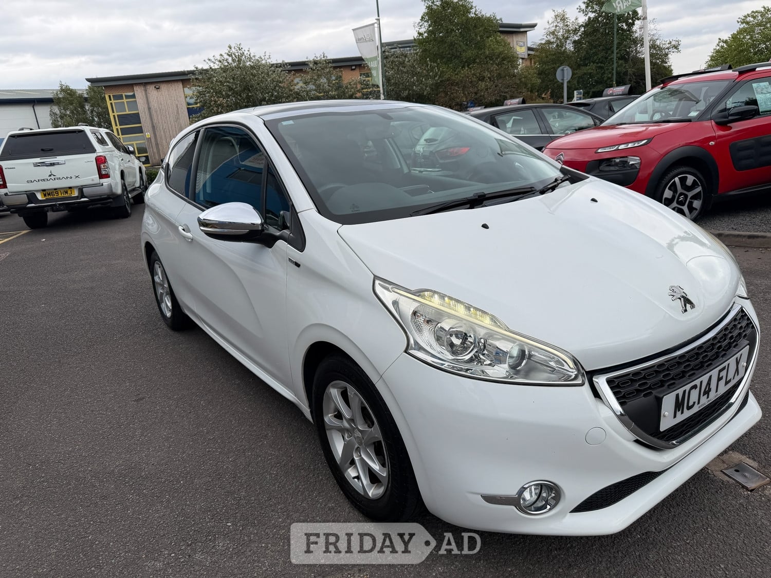 [ berth ]Peugeot 208