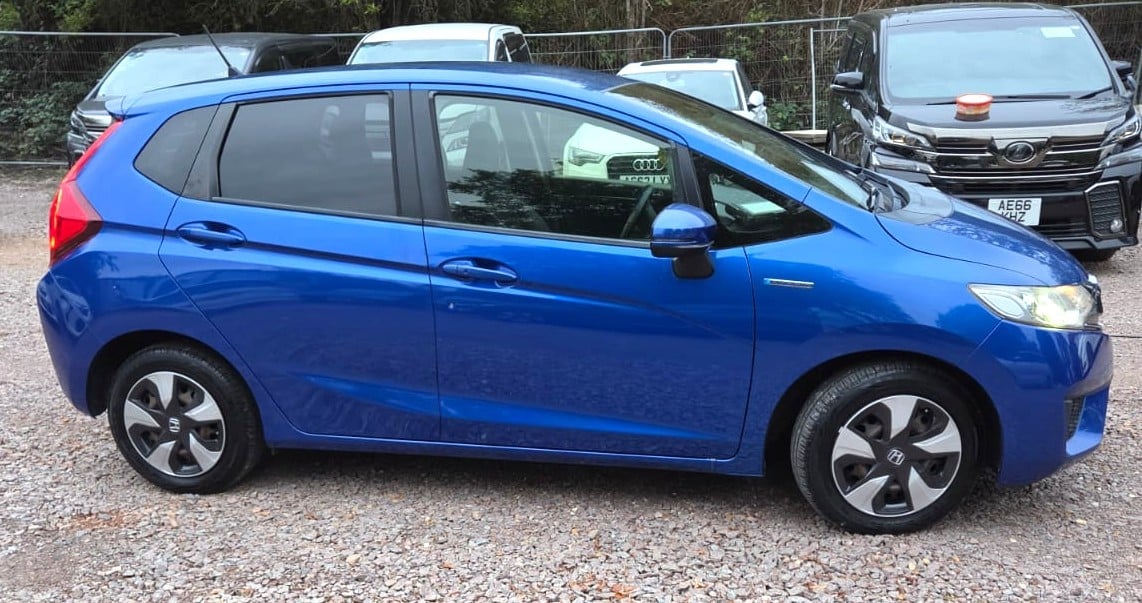 Honda Fit 2016 - Cars in March