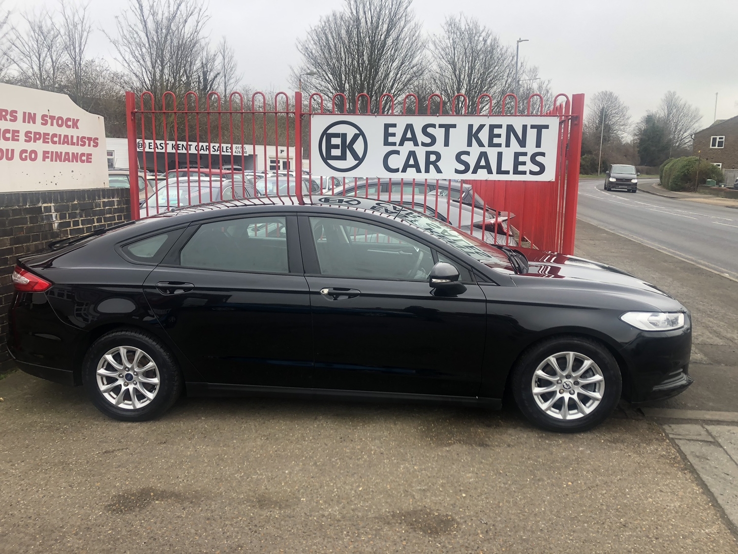 Ford Mondeo 2016 - Cars