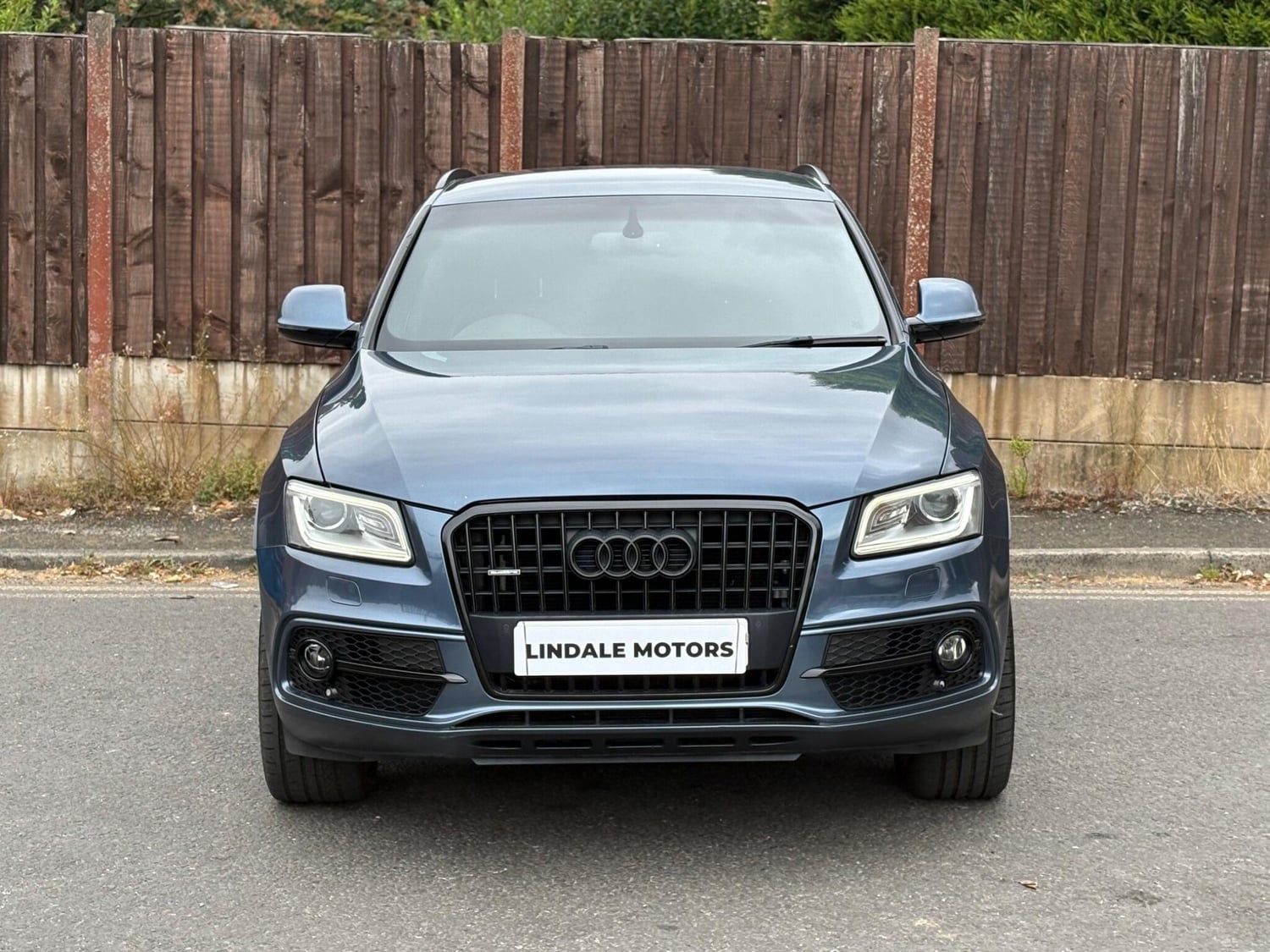 Audi Q5 Oldham