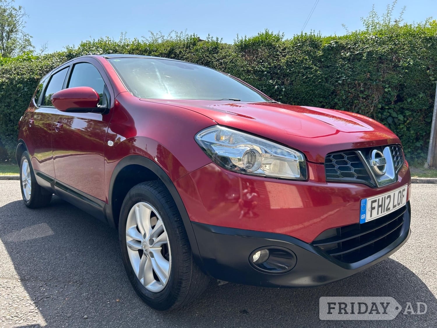 Nissan Qashqai+2 2012 in Croydon