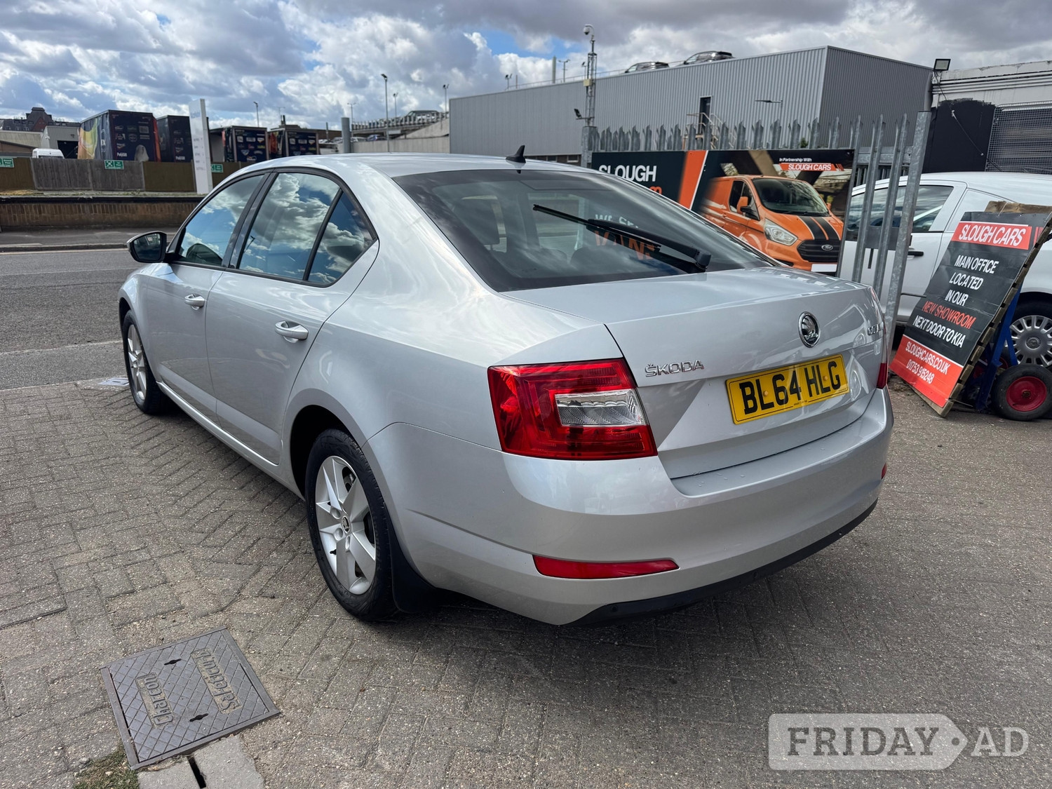 [ berth ]Skoda Octavia